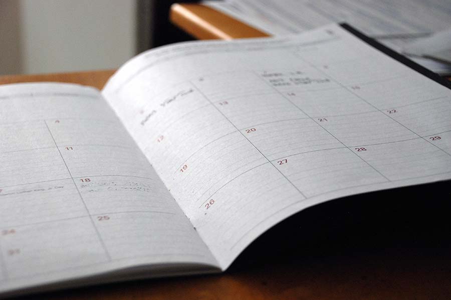 如何创建一个每日计划表来安排你的一天